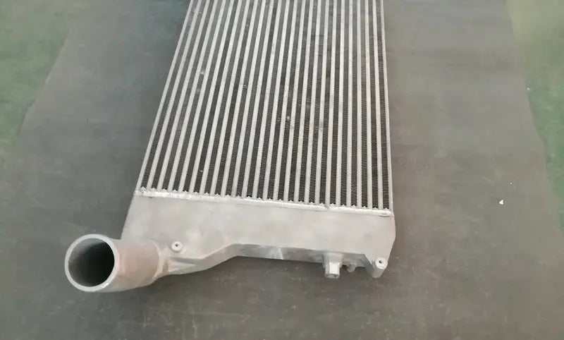 Intercooler frontowy FMIC – VW Golf GTI / Golf R MK5 MK6 Audi A3 8P, Scirocco 2.0 TSI, Seat Leon 1P 2.0 TFSI/TSI (300–600 KM)