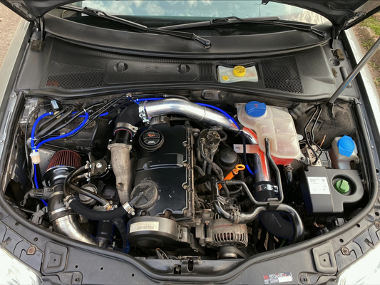 Orurowanie 1.9 TDI pod maską, zdjęcie A4 B5 poglądowe dla B6, silikonowe łączniki czarne